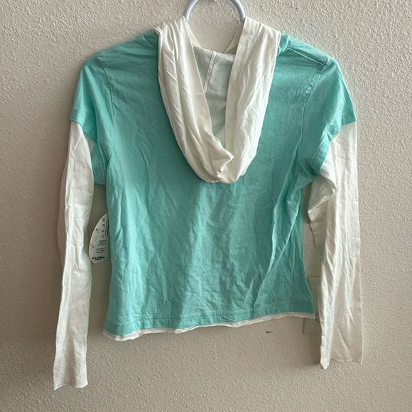 Disney Parks girls XL(14/16) white &light blue long sleeve shirt says Mickey NWT - Picture 2 of 14